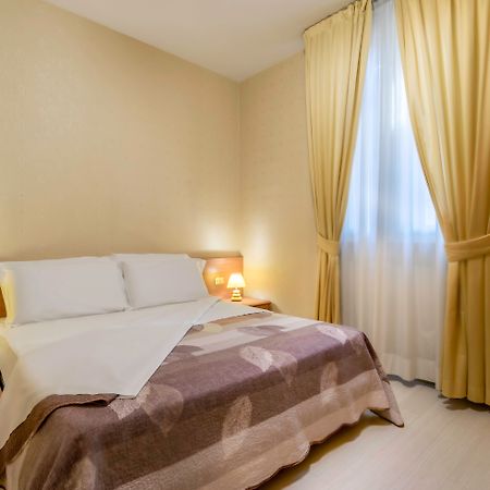 Hotel Donatello Bologna Esterno foto