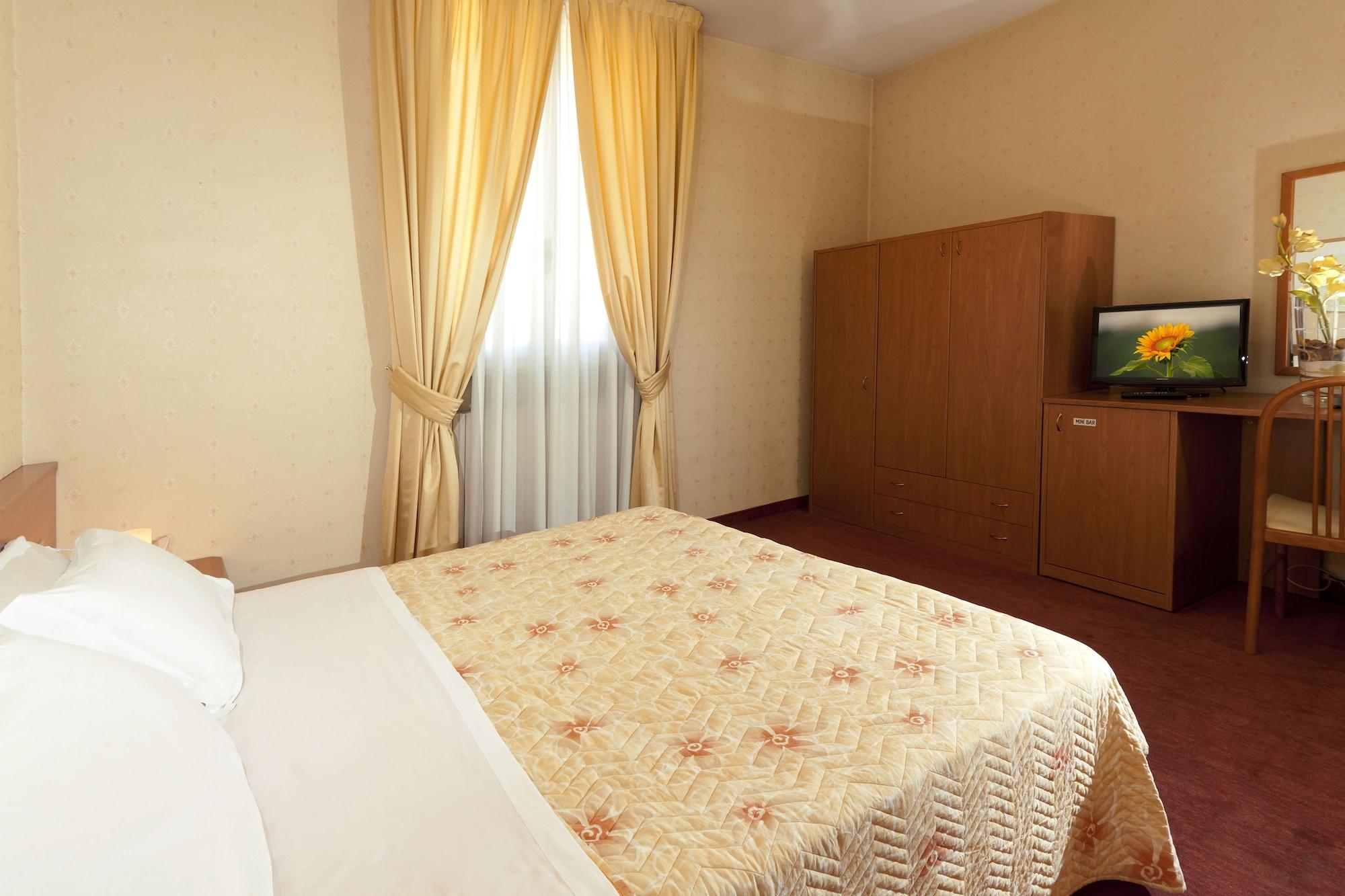 Hotel Donatello Bologna Esterno foto
