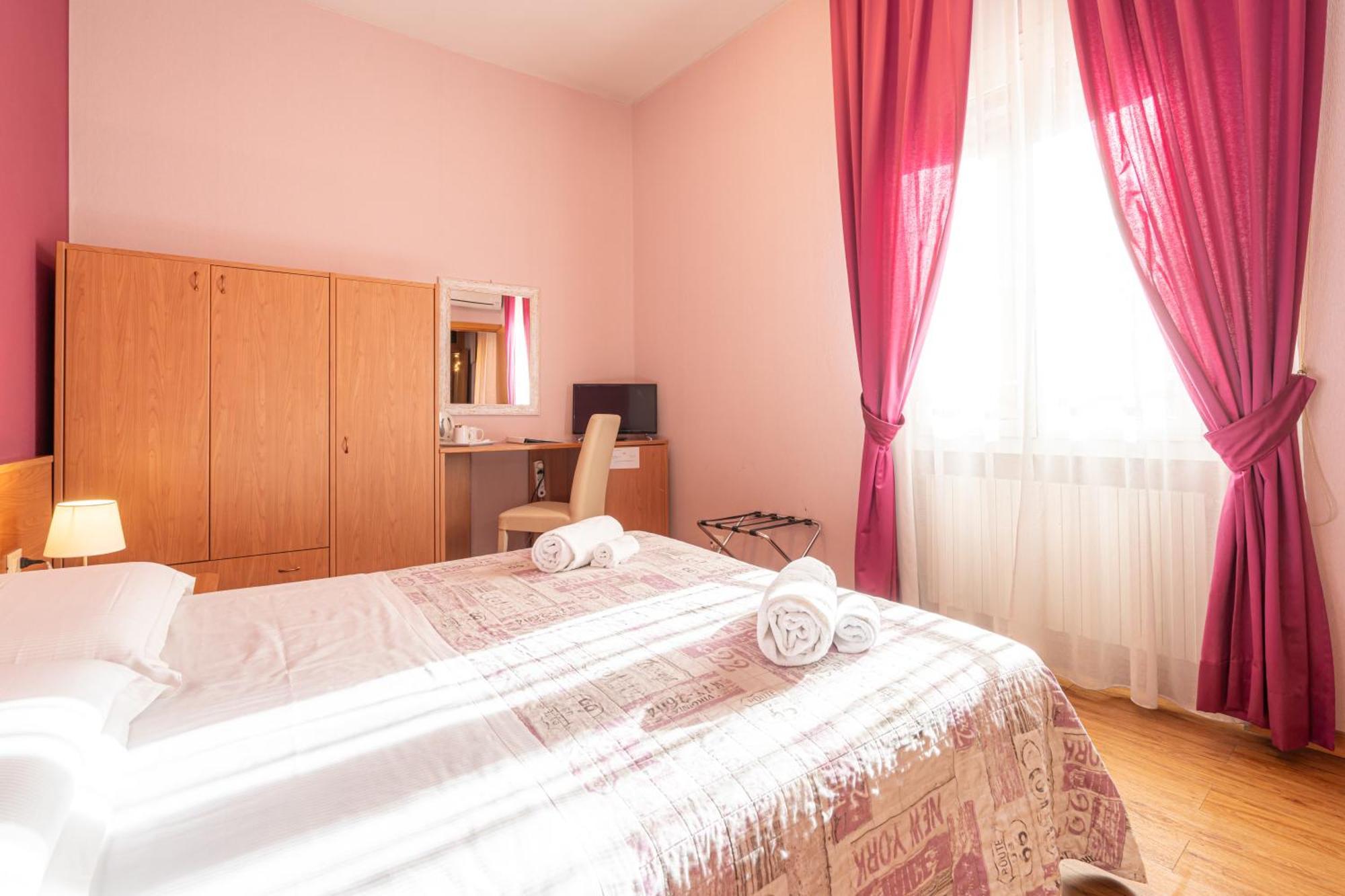Hotel Donatello Bologna Esterno foto