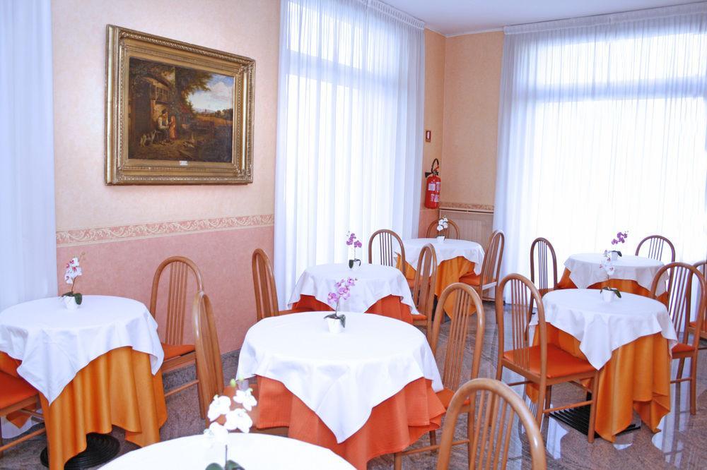 Hotel Donatello Bologna Esterno foto